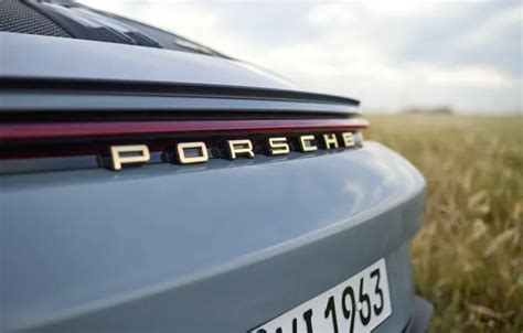 Wallpaper 911 Porsche Logo Close Up Porsche 911 S T Heritage Design