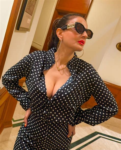 Ameesha Patel's Glam Shoot Leaves Fans Awestruck - Glam Actress