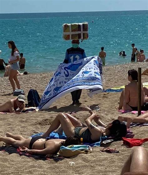 Le Spiagge Libere Ancora Off Limits