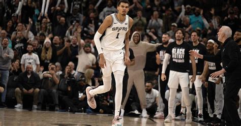 NBA Mbappé voit Wembanyama devenir rookie de lannée à 10 000