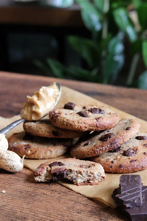 Cookies au beurre de cacahuètes et chocolat noir sans gluten vegan