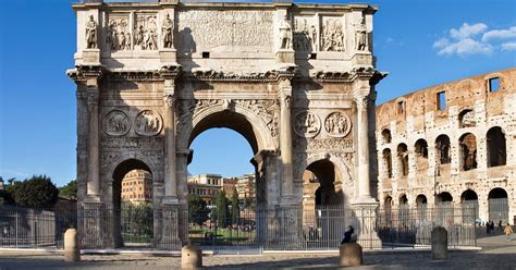 Arco De Constantino Relieve Arte Romano Escultura Romana Plinto