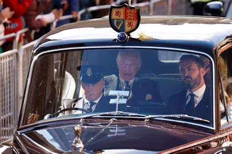 King Charles Iii His Siblings Escort Queen S Coffin Newslooks