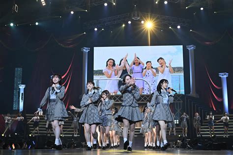 Akb48 チーム8が活動休止前ラストコンサートを開催！昼公演にはチーム8 Ogメンバー32名もサプライズで登場！ 小栗有以「チーム8は青春