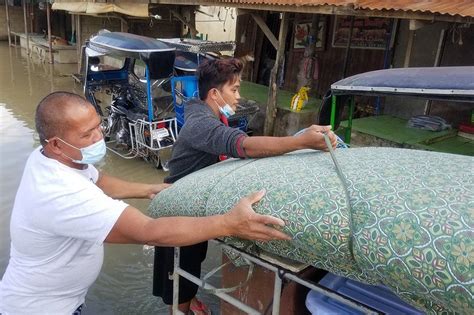 Pamilya Na Lumikas Mula Tuguegarao Nananatili Pa Rin Sa Evacuation