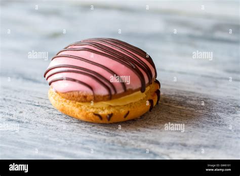 Gray Brown Glaze Hi Res Stock Photography And Images Alamy