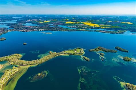 Plön von oben See Insel Prinzeninsel auf dem Großen Plöner See in