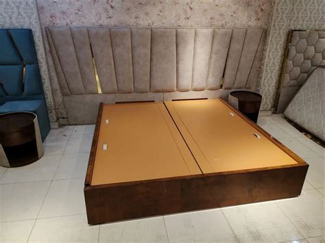 Teak Wood Modern Luxury Double Bed, With Storage at ₹ 85000 in New Delhi