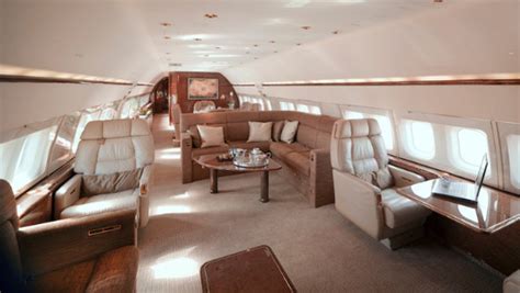 BOEING BUSINESS JET - vip-airliners Charter from Starflight Aviation ...