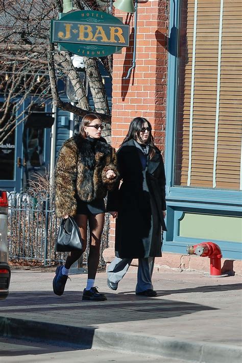 Sizzling Elegance Hot And Stylish Hailey Rhode Bieber Photos 12thBlog