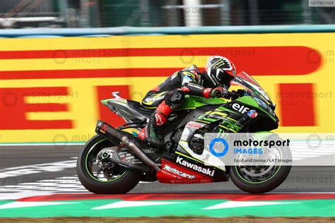 Crash Of Leon Haslam Kawasaki Racing Team Magny Cours Motorsport