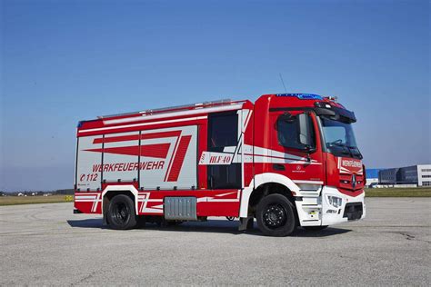 Antos Premiere für Rosenbauer AT