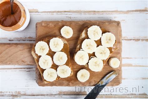 Volkoren Toast Met Banaan En Pindakaas Fittovenares Nl