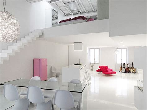 White and Modern Minimalist House Design - Viahouse.Com