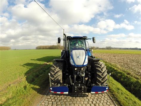 New Holland Joskin Euroliner Green Met New Holland T Hd In Blue