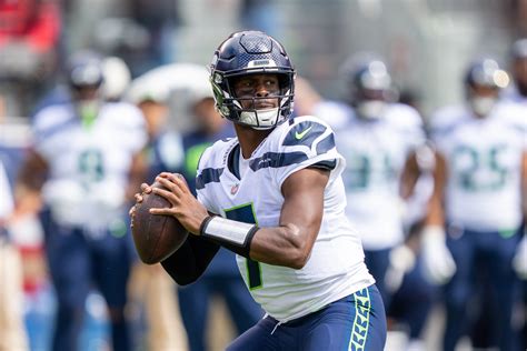 Seahawks QB Geno Smith Makes History With Sensational Performance in ...