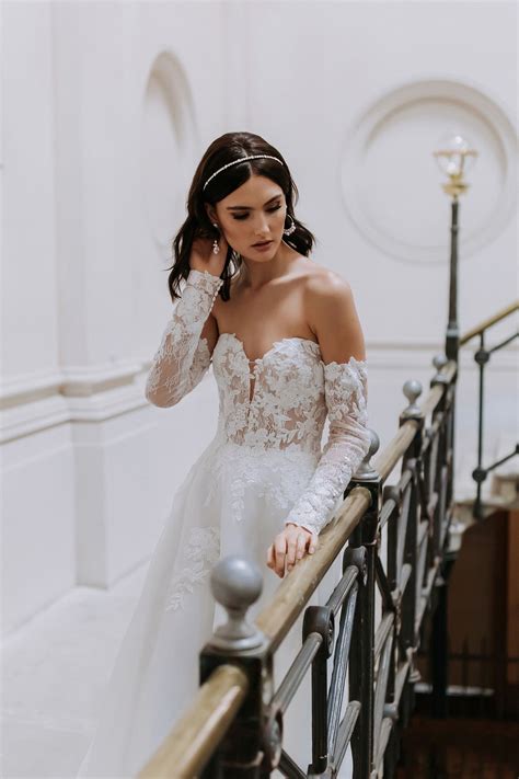 Style Ashlyn: Organza Ball Gown with Plunging Sweetheart Neckline ...