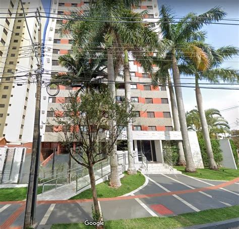 Apartamento Na Rua Professor Samuel Moura Judith Em Londrina Por