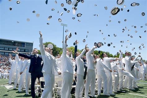 USMMA 2018 Graduation | News & Photo Features