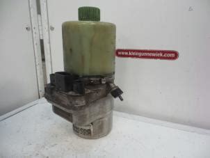 Gebruikte Volkswagen Polo 9N1 2 3 1 4 16V Stuurbekrachtiging Pomp