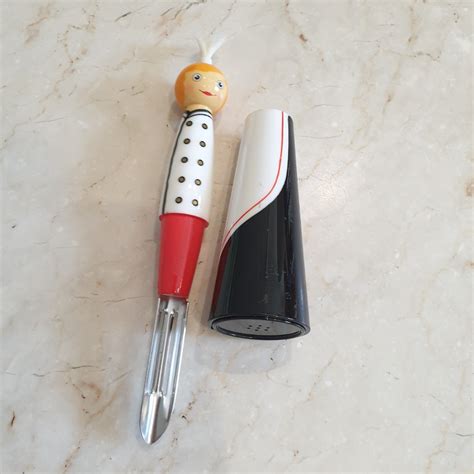 Pylones Vegetable Peeler With Pastry Brush Cute French Chef Design Tv And Home Appliances