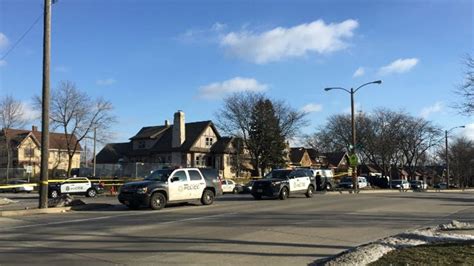 1 Dead Following 2 Vehicle Crash Near 14th And Capitol In Milwaukee