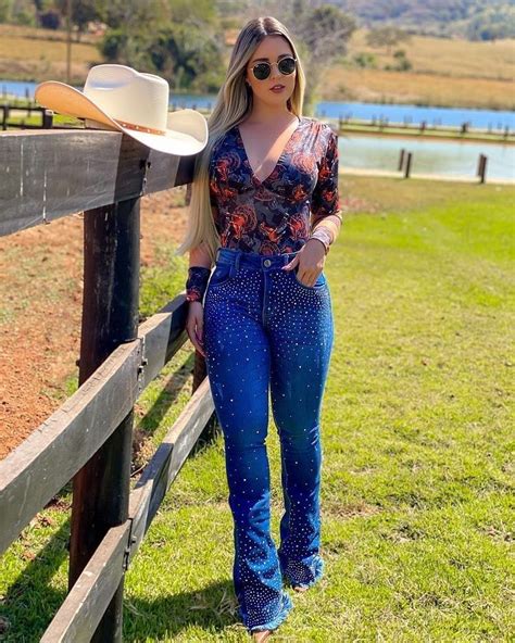 Pin Em Moda Vaquera Trajes Country Looks Country Feminino Moda