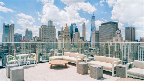 The 12 Best Rooftop Hotel Bars in New York