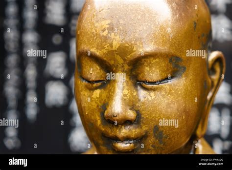 Buddha Statue Hi Res Stock Photography And Images Alamy