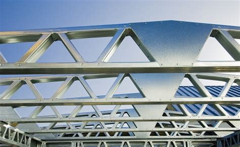 Roof Trusses – Ezi Steel