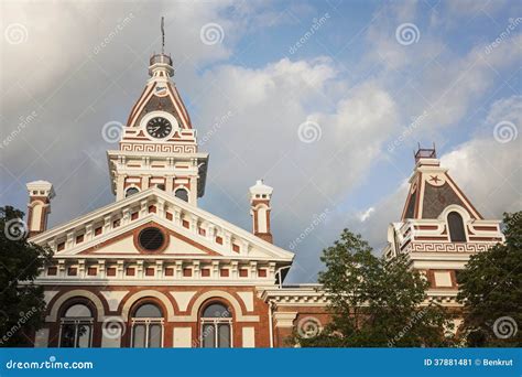 Livingston County - Old Courthouse in Pontiac Stock Image - Image of ...