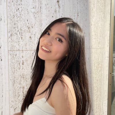 Hot Sexy Jenstine Jenn Bikini Pics