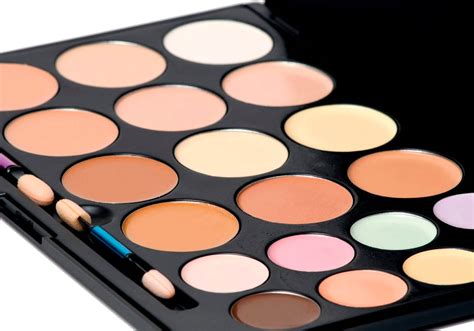 LOS TIPOS DE CORRECTORES EN EL MAQUILLAJE Joya Life