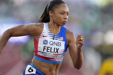 Allyson Felix Wins Bronze In 4x400 Meter Mixed Relay With Team Usa In