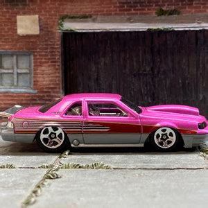 Loose Hot Wheels Ford Thunderbird Pro Street T Bird Matt And