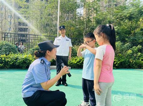 防拐防骗一路“童”行 市北公安走进幼儿园开展宣讲活动互动家长陌生人