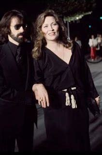 Faye Dunaway Oscars 1976 | Oscar fashion, Fashion 70s, Best actress oscar