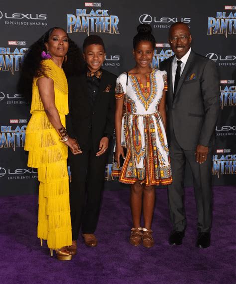 Movie Premiere Angela Bassett Courtney B Vance And Twins Slater