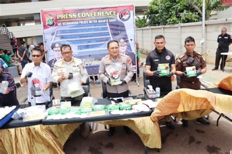 Polres Jakbar Musnahkan Sejumlah Barang Bukti Narkoba Sorot News