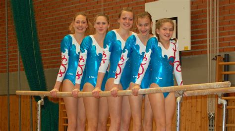 Traunstein Turnerinnen Des Chiemgau Gymnasiums Im Landesfinale In