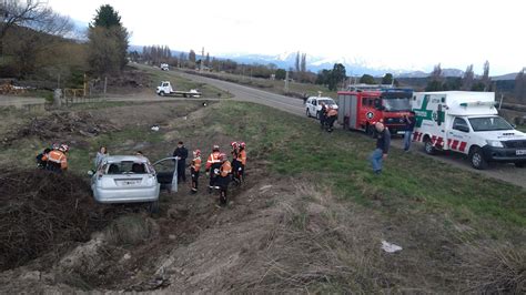 Mujer salió ilesa de un espectacular vuelco en Ruta 259 Radio 3