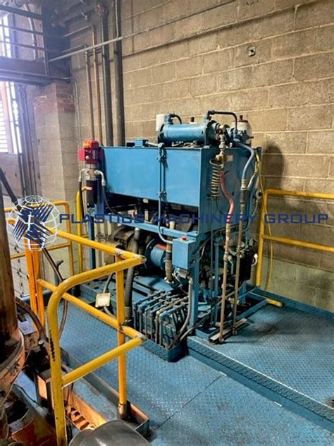 Sterling Single Lb Blow Molder Plastics Machinery Group