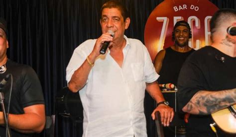 Zeca Pagodinho inaugura novo bar no Itaquerão em São Paulo