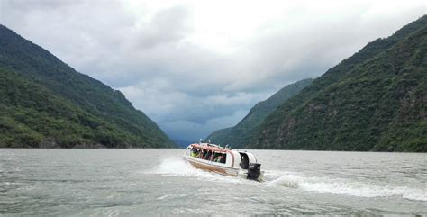 EMBALSE DE TOPOCORO Santander Al Extremo