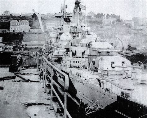 Asisbiz photos of OPERATION-DONNERKEIL Kriegsmarine,Cruiser,KMS Prinz,Eugen,in,Brest,France,1941-01