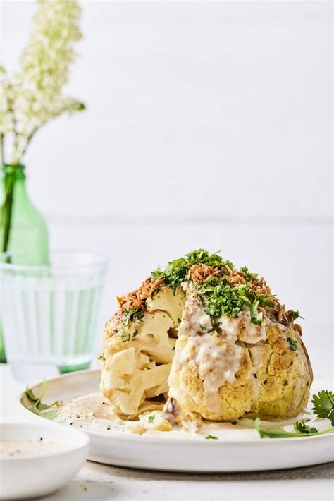 Geroosterde Bloemkool Met Tahinsaus Recept Geroosterde Bloemkool