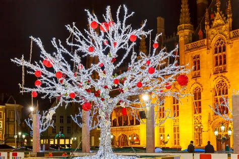 Bruges Winter Glow & Christmas Market 2024 | Dates, Hotels & More! - Christmas Markets in Europe