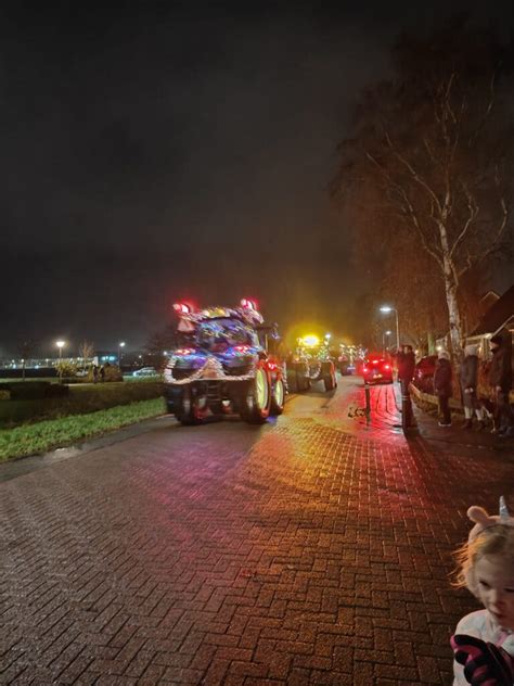 Verlichte Trekkerroute Langs Zorginstellingen In De Hoeksche Waard Een