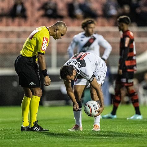 Atacante do Arsenal exalta Ituano após derrota para o Vasco Orgulho