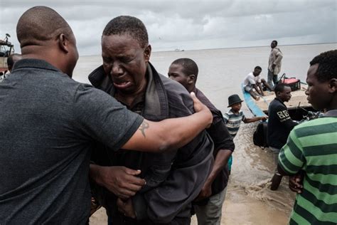 Cyclone Idai Death Toll Rises In Mozambique As Uk Flies Tonnes Of Aid